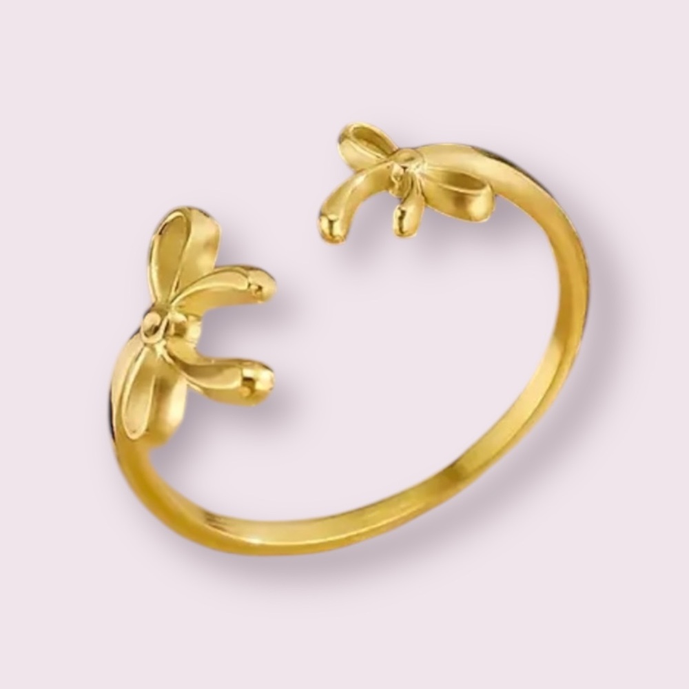 Gold Bow Adjustable Ring